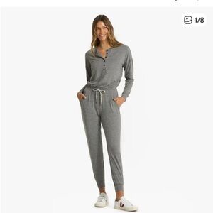 Vurio all day Gray Long Sleeve Jumpsuit